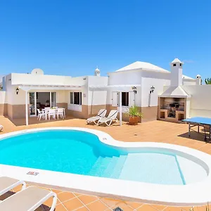 Holiday home Olivina, With Heated Pool, Puerto del Carmen (Lanzarote)